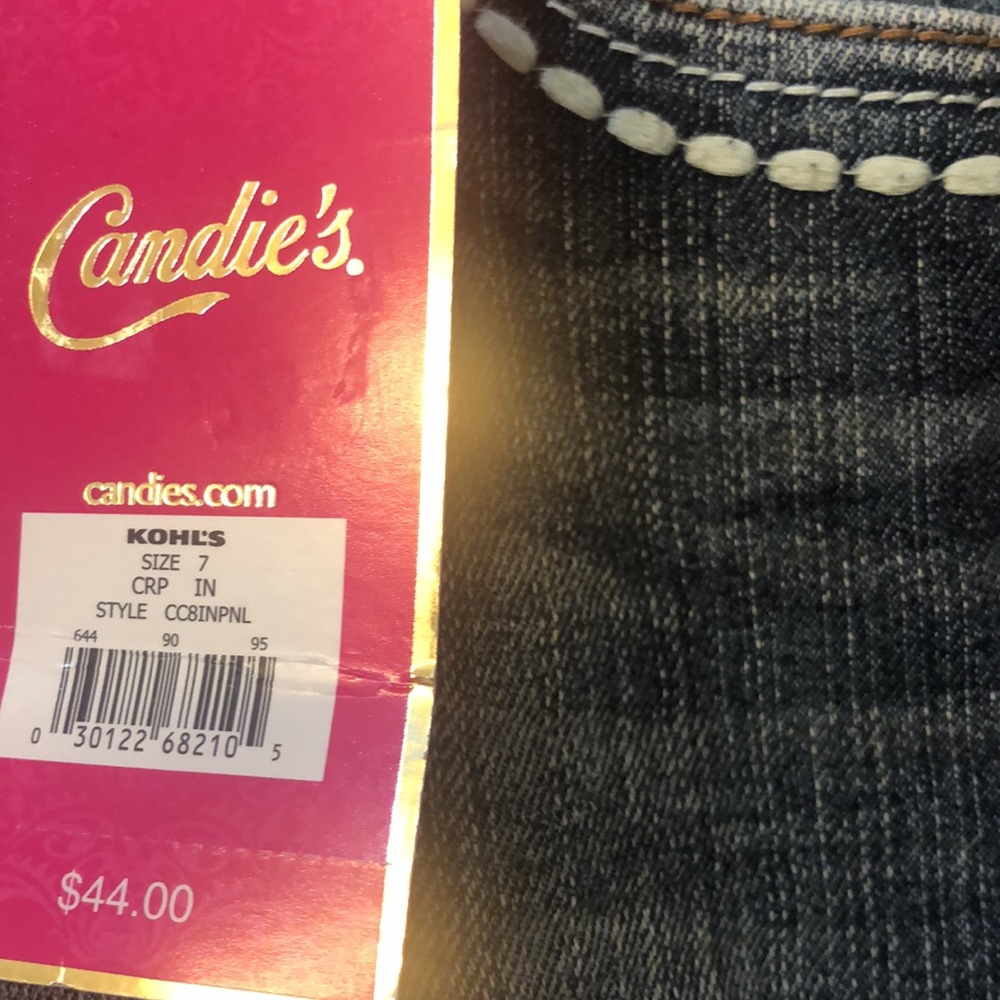 Candie’s junior jeans capris, size 7, new with tags. - Picture 3 of 3